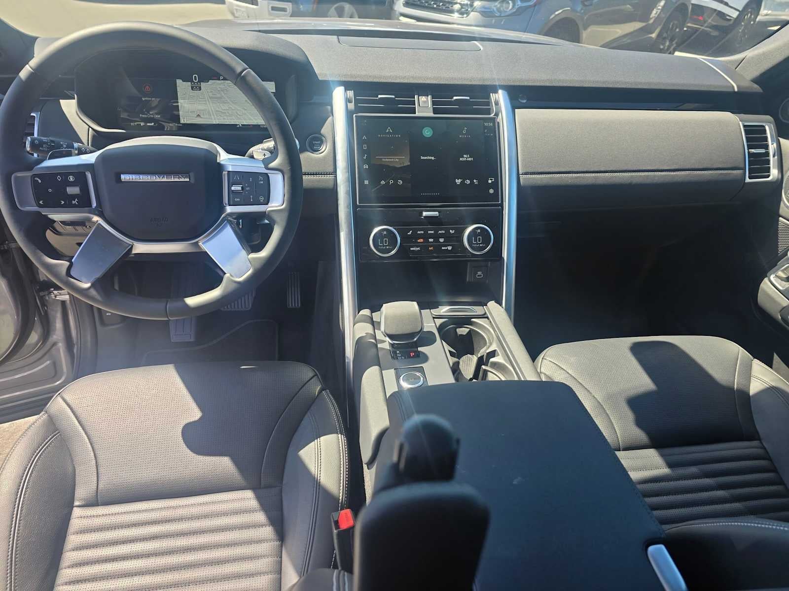 2025 Land Rover Discovery S