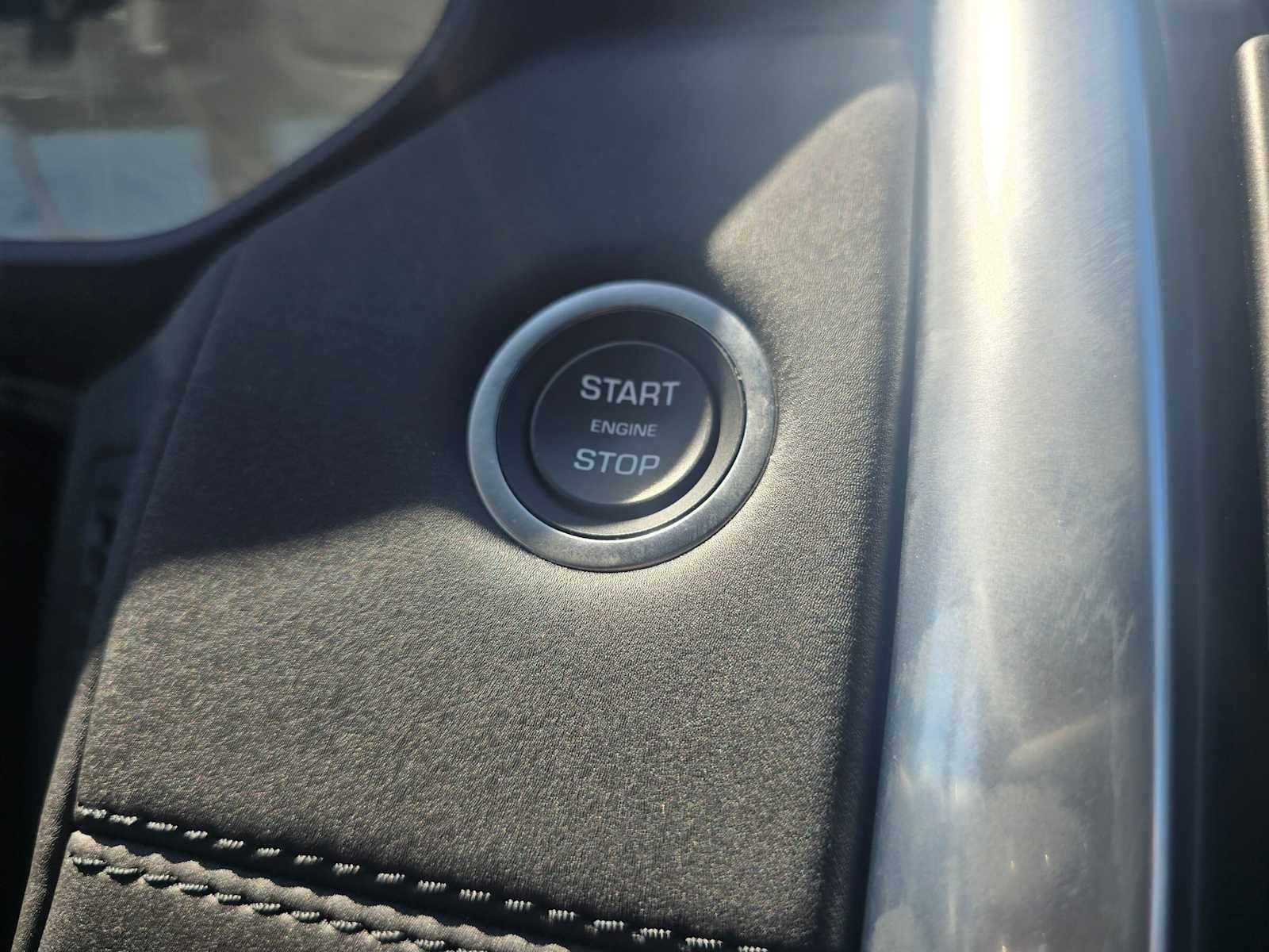 2025 Land Rover Discovery S