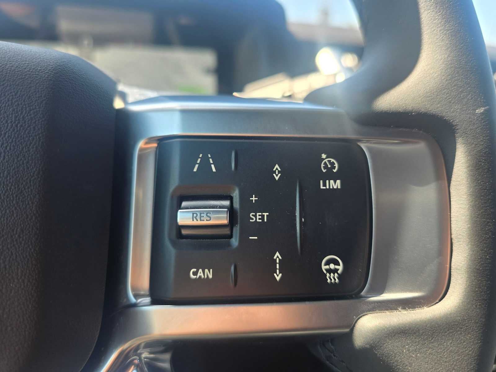 2025 Land Rover Discovery S