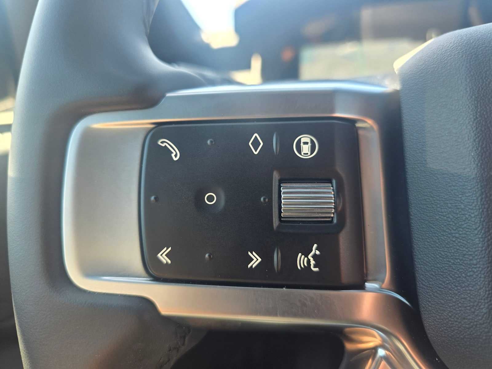 2025 Land Rover Discovery S