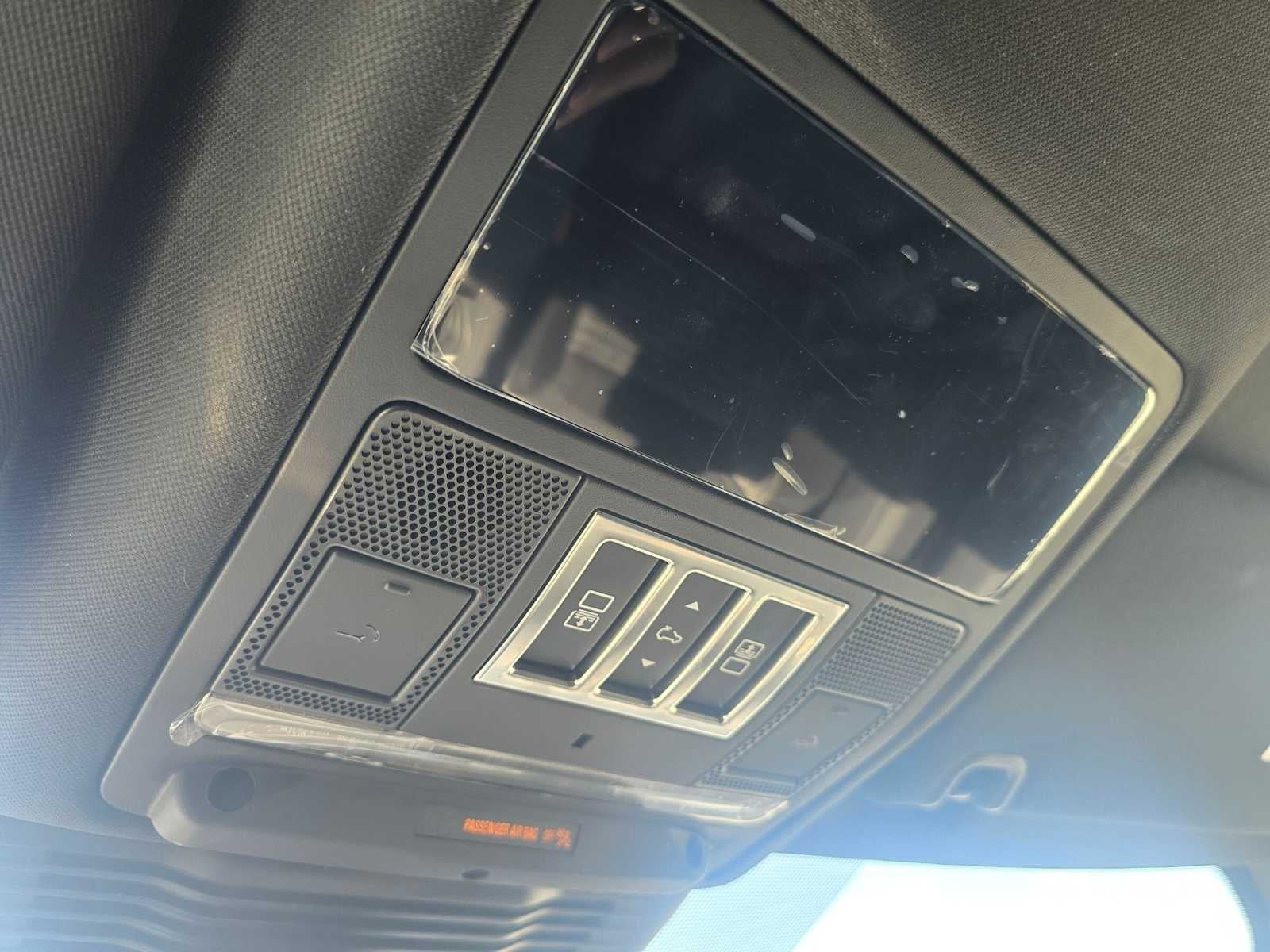 2025 Land Rover Discovery S