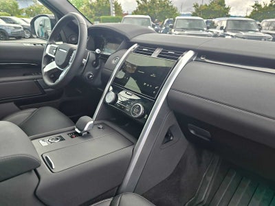 2025 Land Rover Discovery S