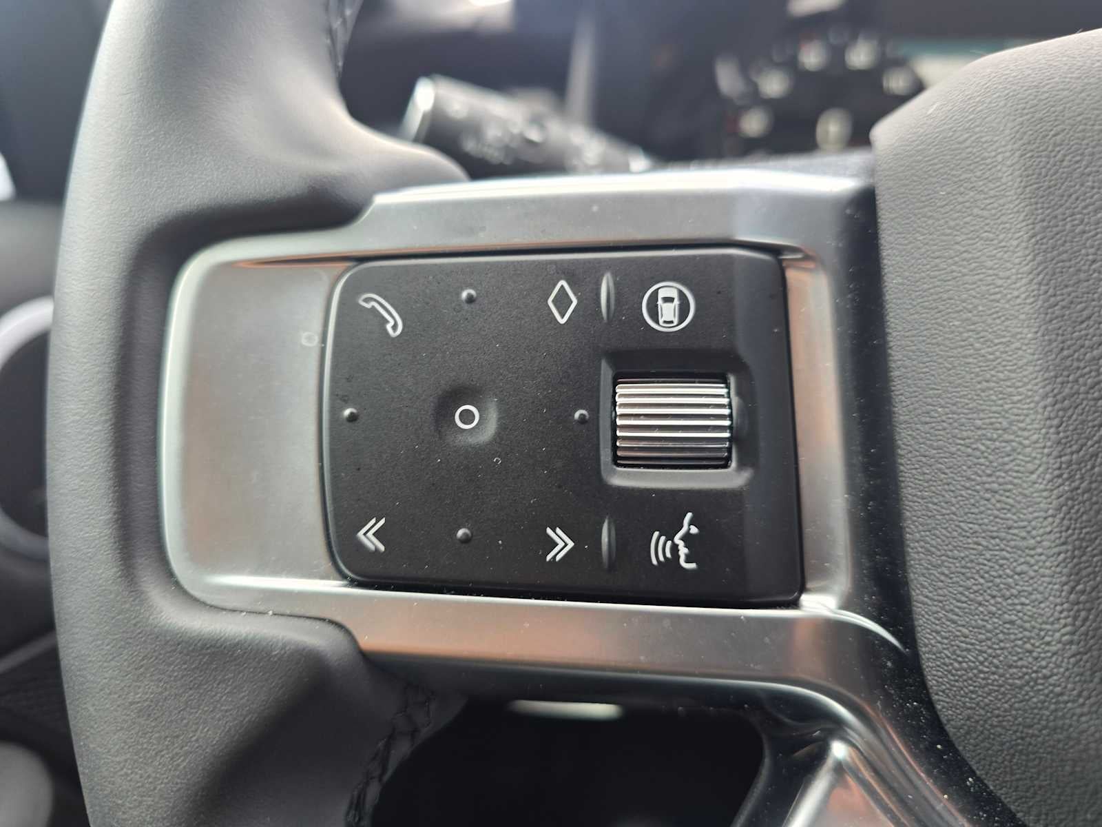 2025 Land Rover Discovery S