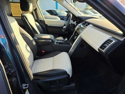 2025 Land Rover Discovery Dynamic SE