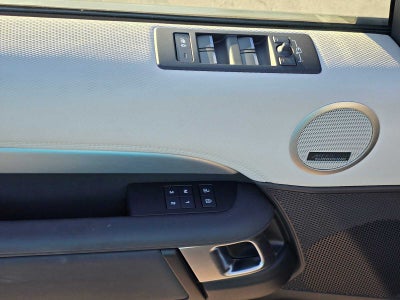 2025 Land Rover Discovery Dynamic SE