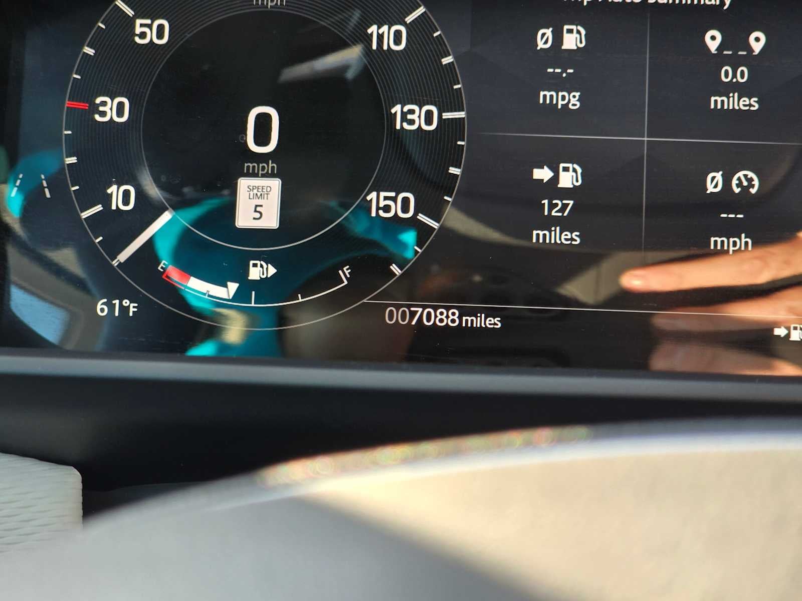 2025 Land Rover Discovery Dynamic SE