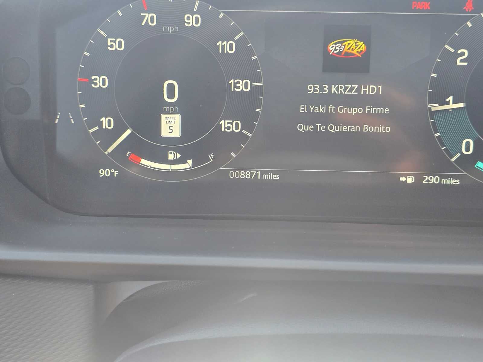 2025 Land Rover Discovery Dynamic SE