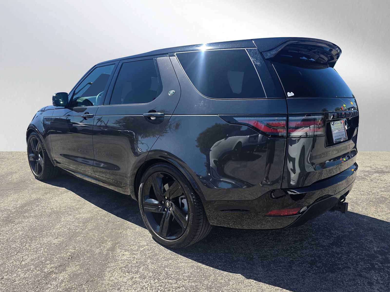 2025 Land Rover Discovery Dynamic SE