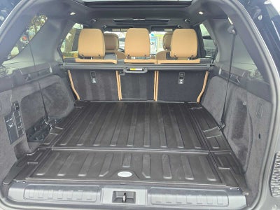 2025 Land Rover Discovery Dynamic SE