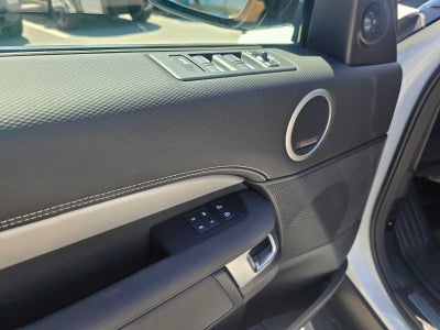 2025 Land Rover Discovery Dynamic SE