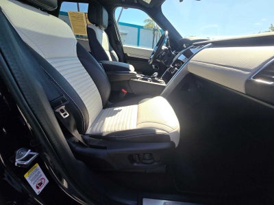 2023 Land Rover Discovery S R-Dynamic