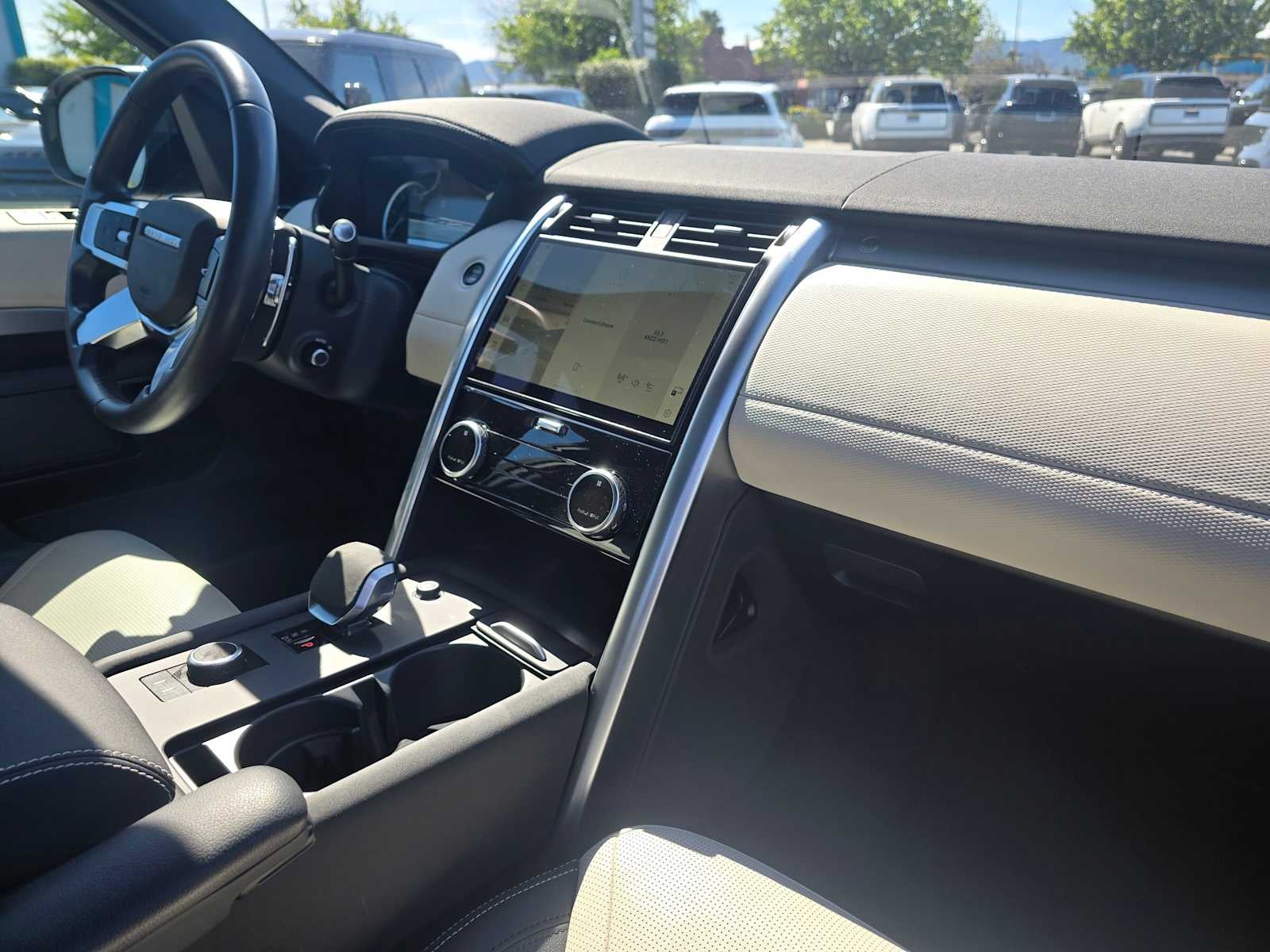 2023 Land Rover Discovery S R-Dynamic