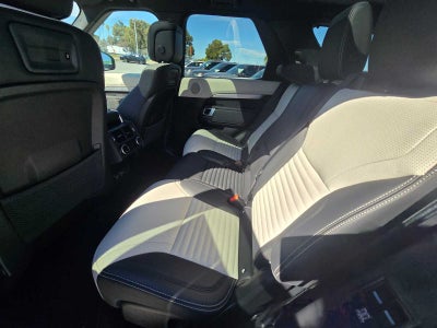 2023 Land Rover Discovery S R-Dynamic