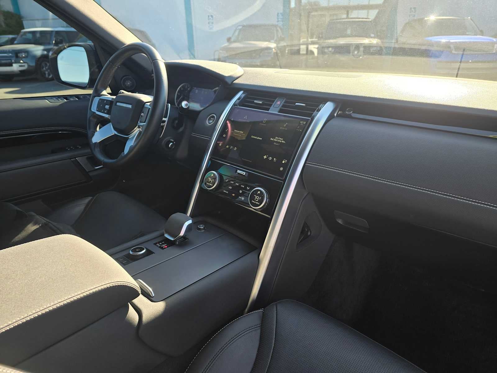 2023 Land Rover Discovery S R-Dynamic