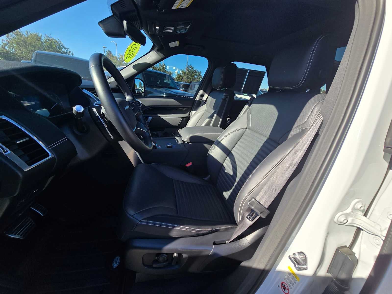 2023 Land Rover Discovery S R-Dynamic