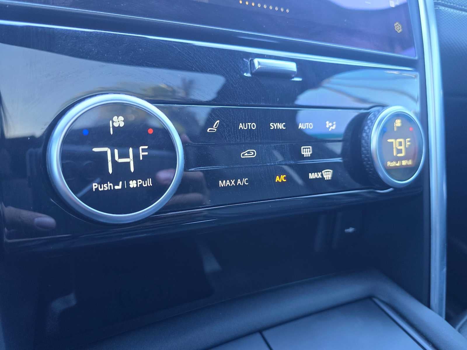 2023 Land Rover Discovery S R-Dynamic