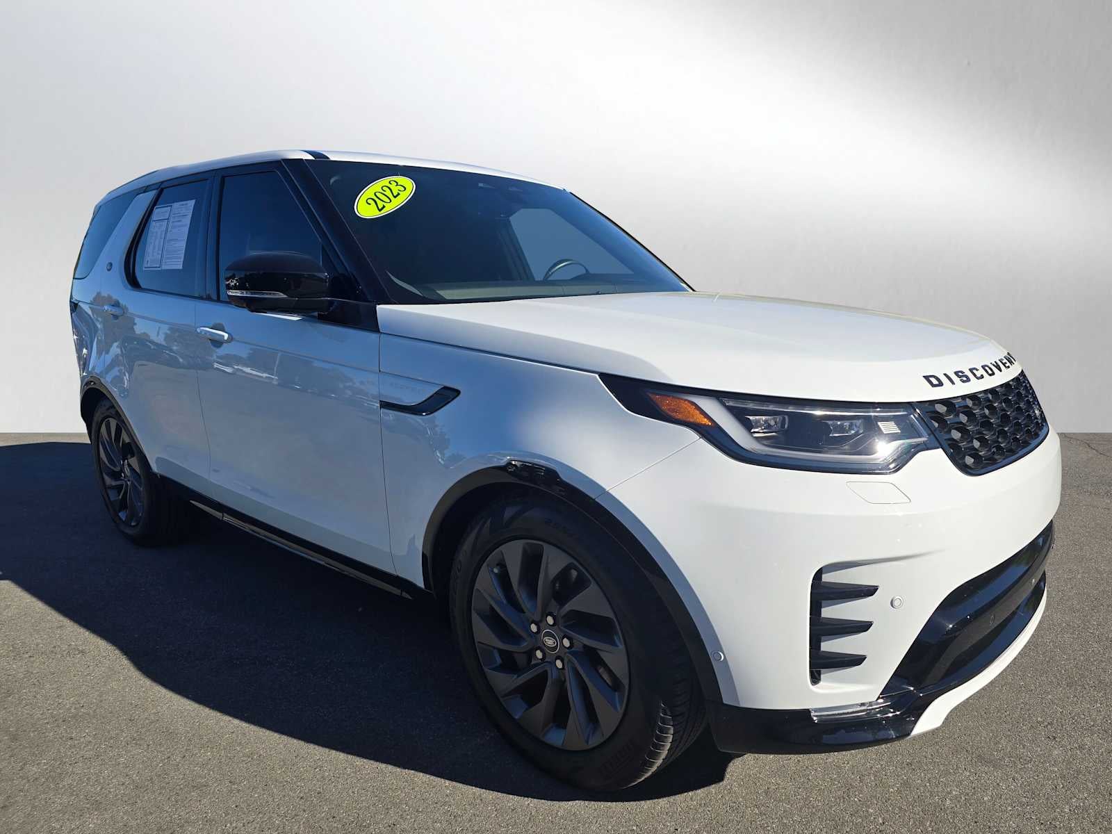 2023 Land Rover Discovery S R-Dynamic