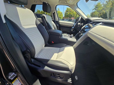 2025 Land Rover Discovery Metropolitan Edition