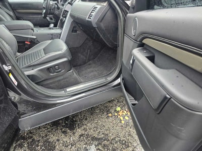 2023 Land Rover Discovery Metropolitan Edition