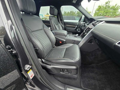 2023 Land Rover Discovery Metropolitan Edition