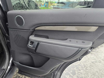 2023 Land Rover Discovery Metropolitan Edition