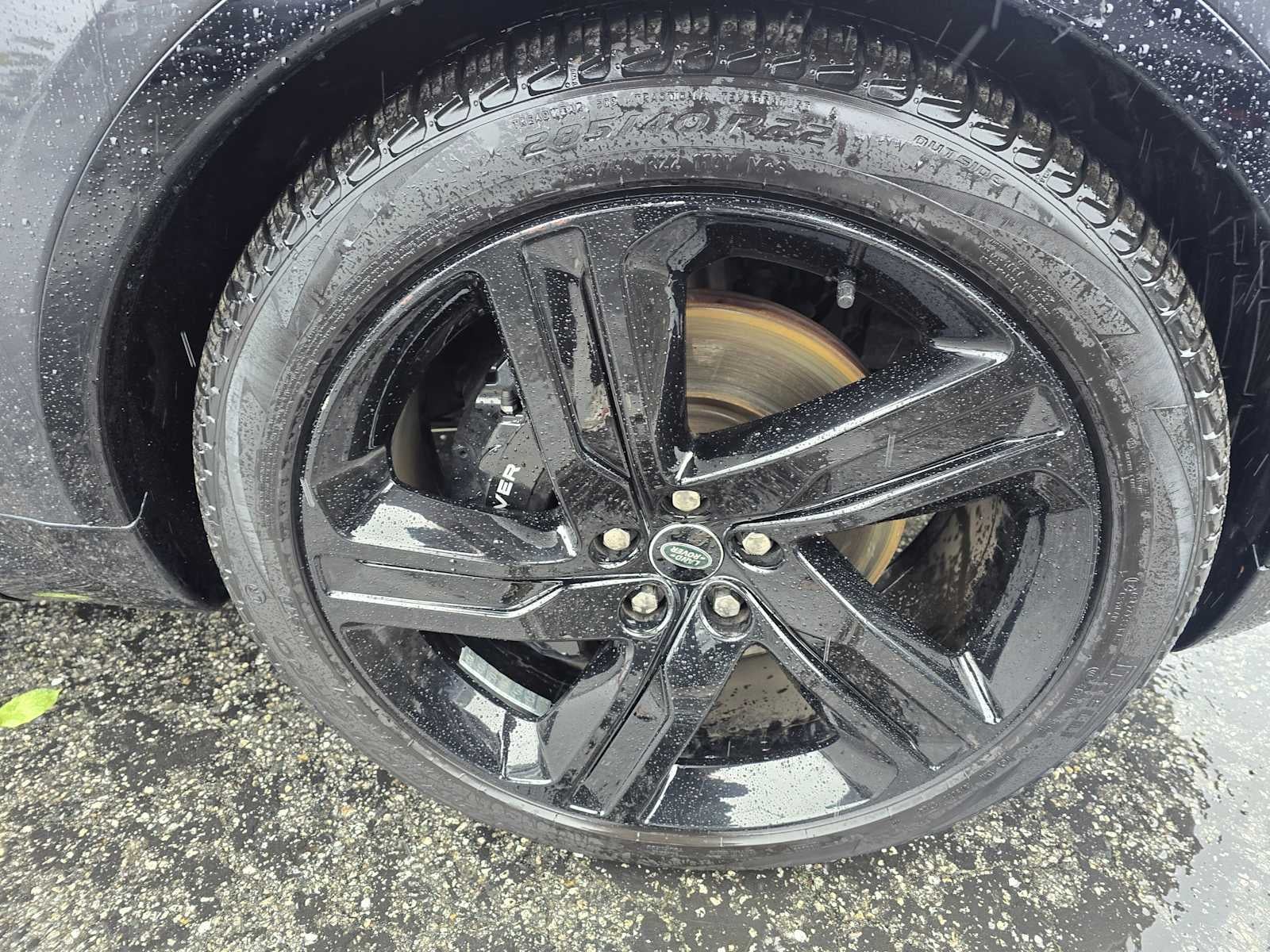 2023 Land Rover Discovery Metropolitan Edition