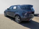 2025 Land Rover Discovery Metropolitan Edition