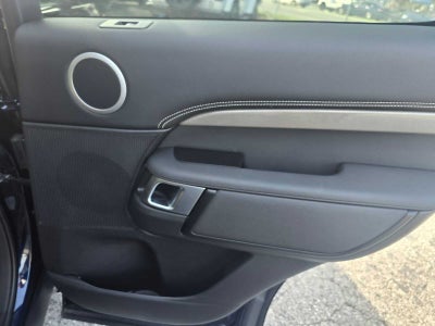 2023 Land Rover Discovery Metropolitan Edition