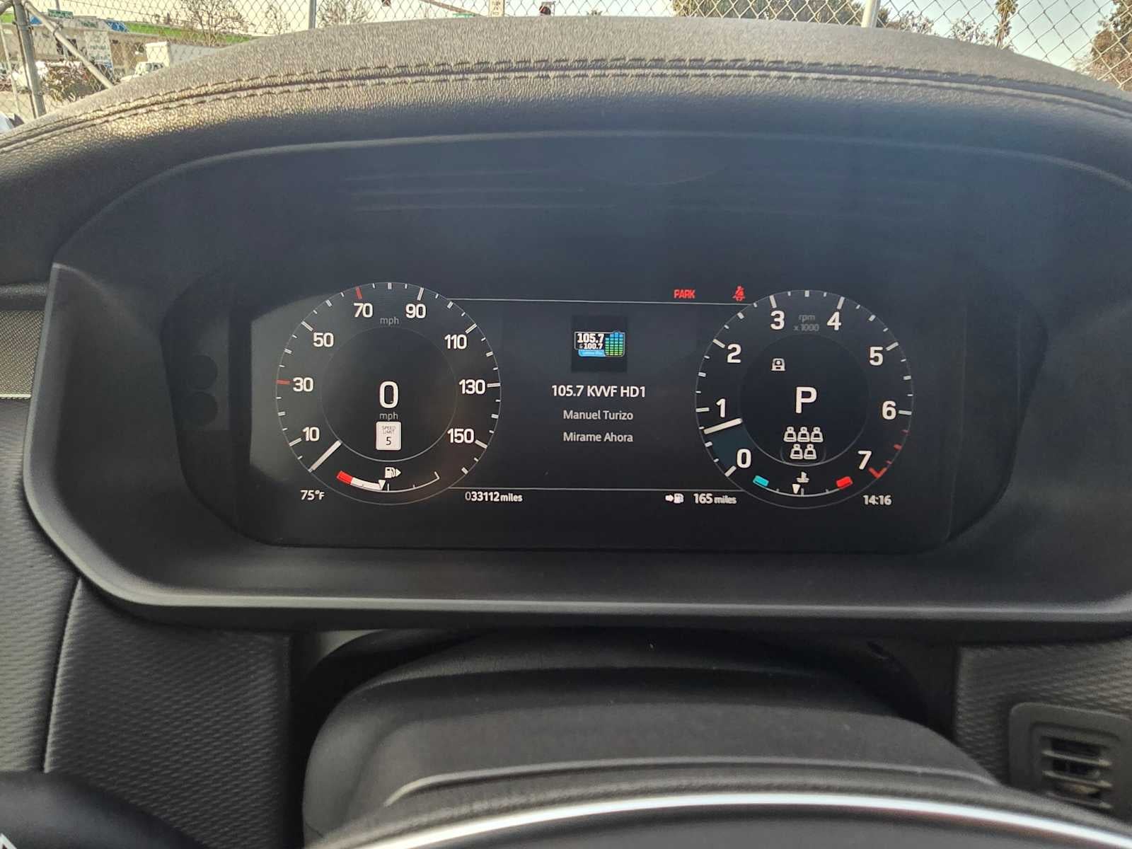 2023 Land Rover Discovery Metropolitan Edition