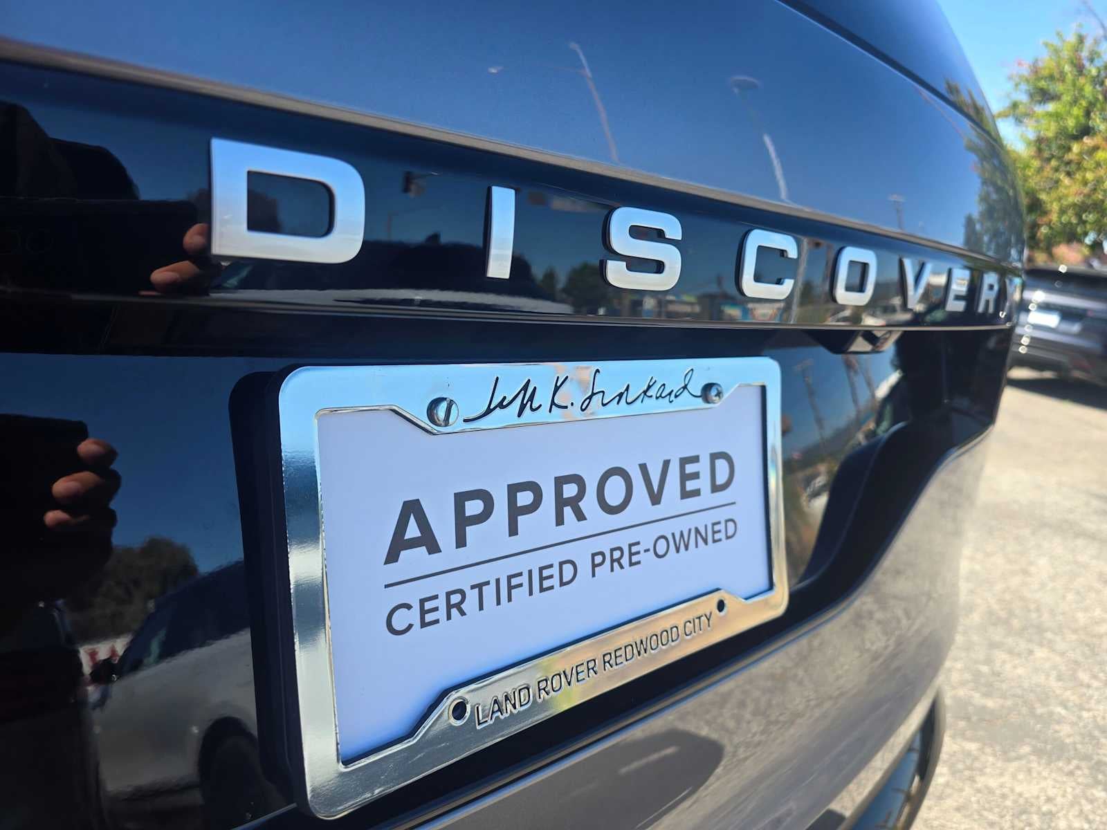 2025 Land Rover Discovery Metropolitan Edition