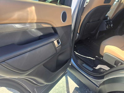 2025 Land Rover Discovery Metropolitan Edition