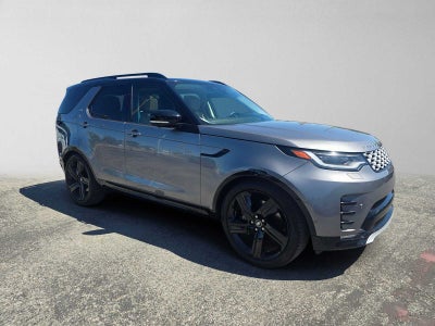2025 Land Rover Discovery Metropolitan Edition