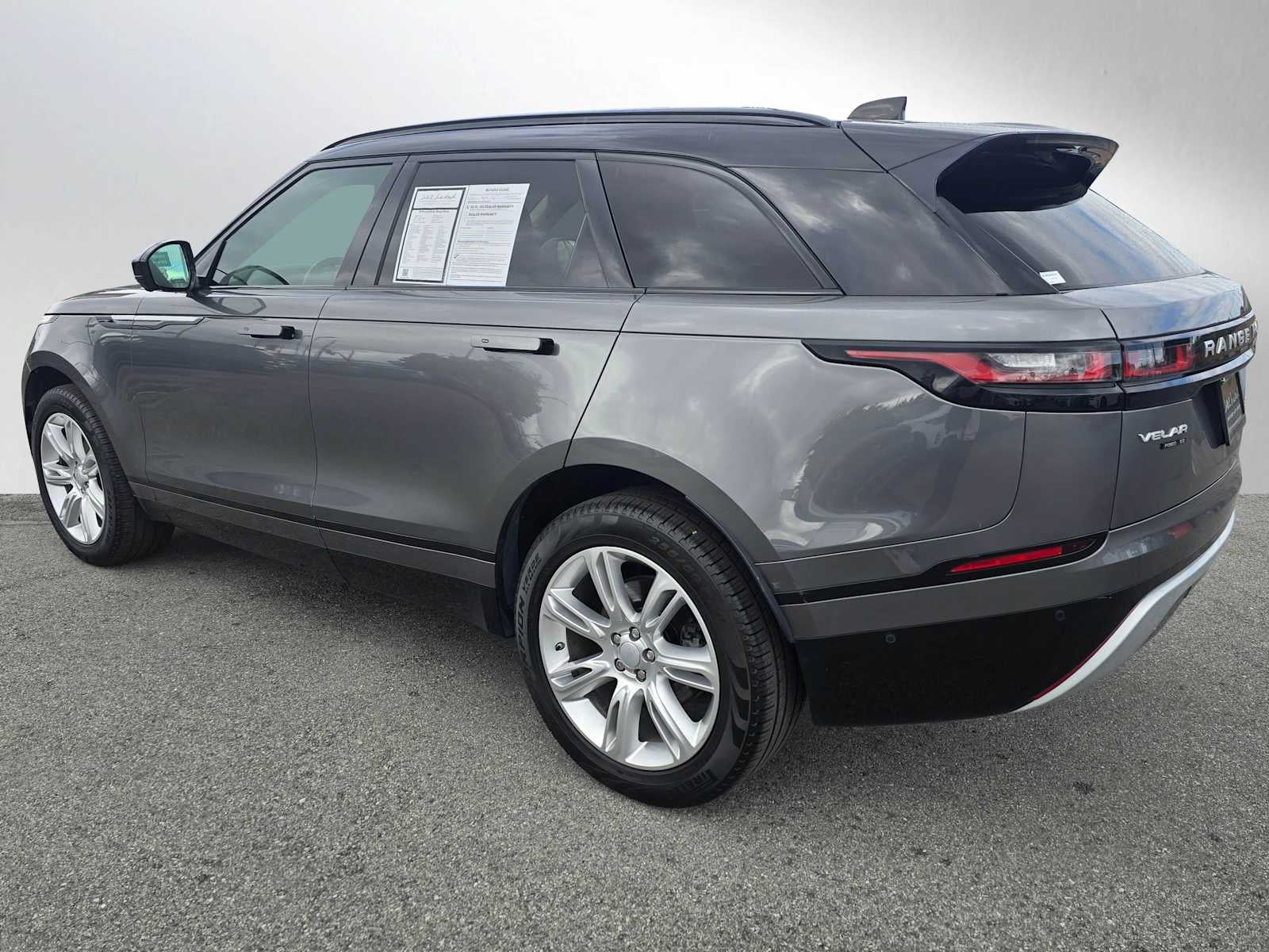 2018 Land Rover Range Rover Velar R-Dynamic SE