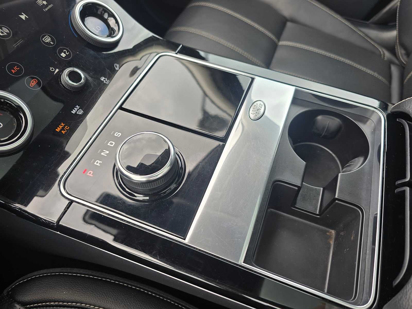 2018 Land Rover Range Rover Velar R-Dynamic SE