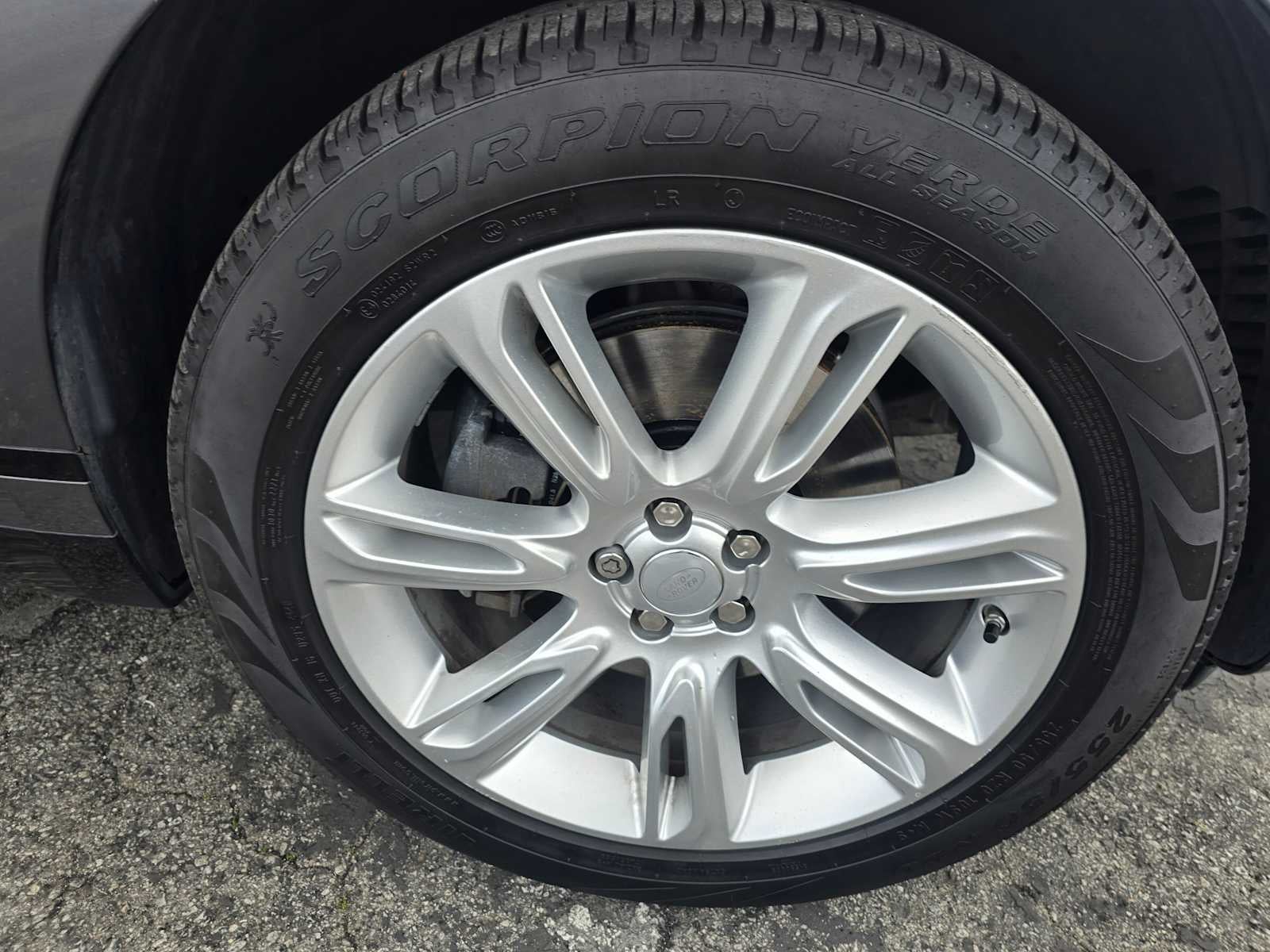 2018 Land Rover Range Rover Velar R-Dynamic SE