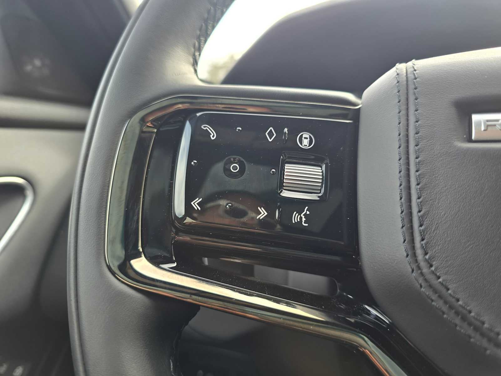 2026 Land Rover Range Rover Velar S