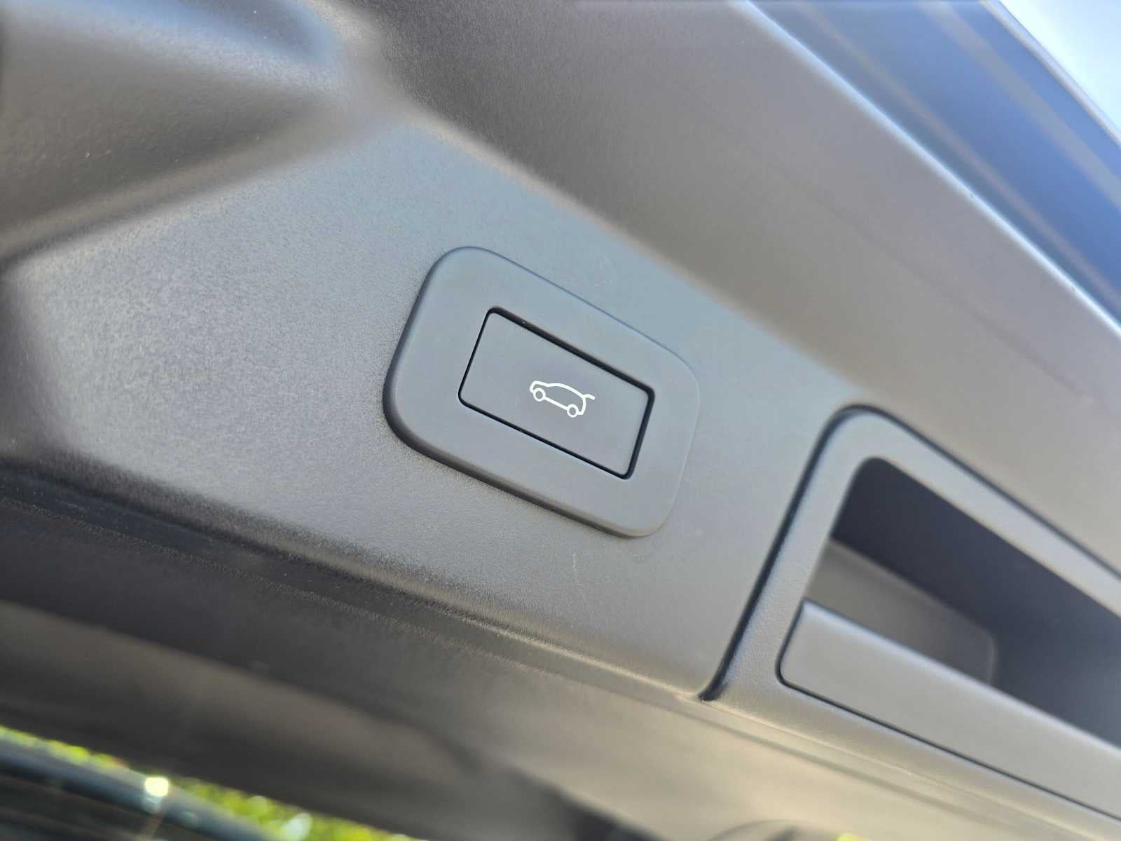 2026 Land Rover Range Rover Velar S