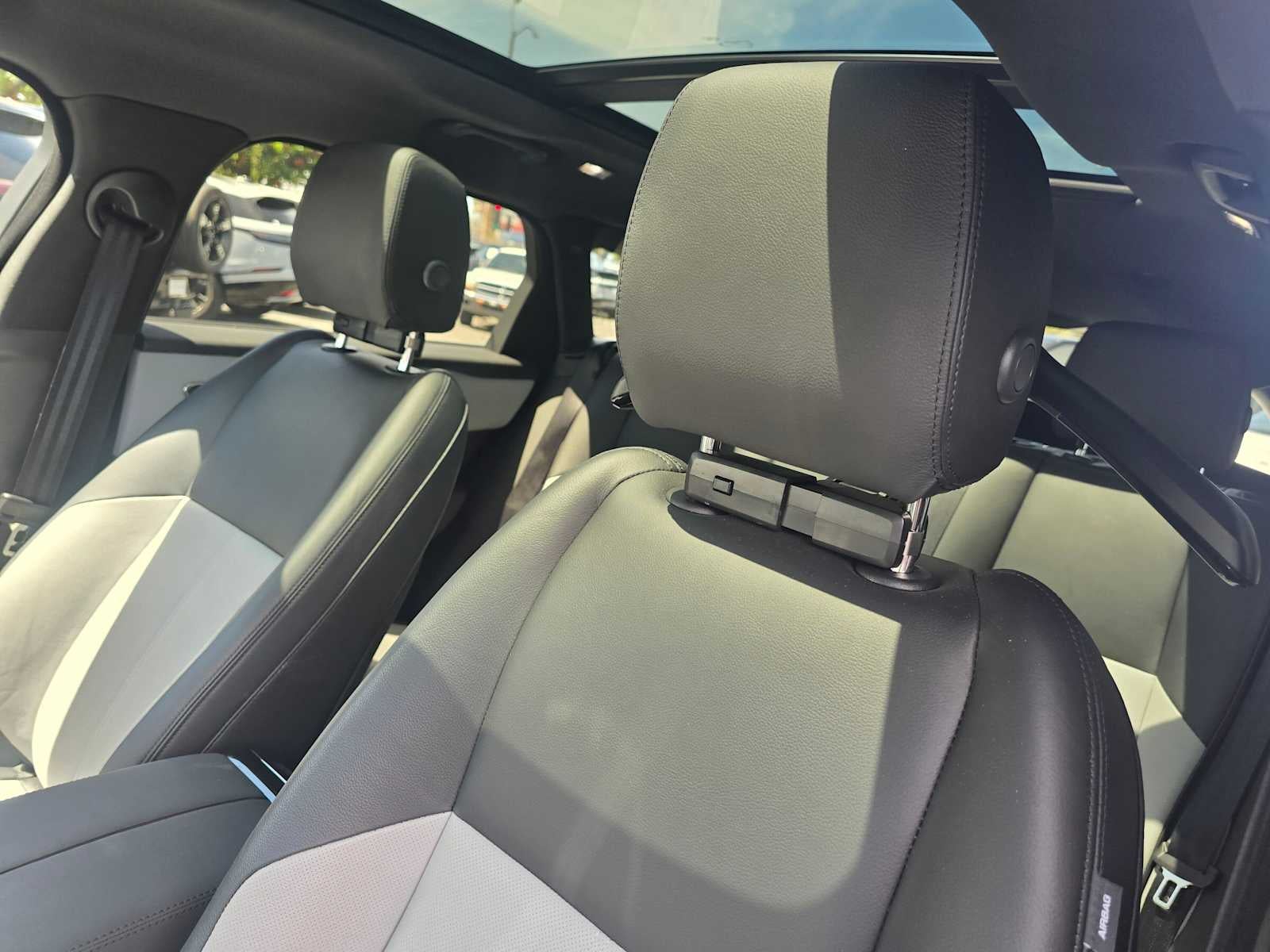 2026 Land Rover Range Rover Velar S