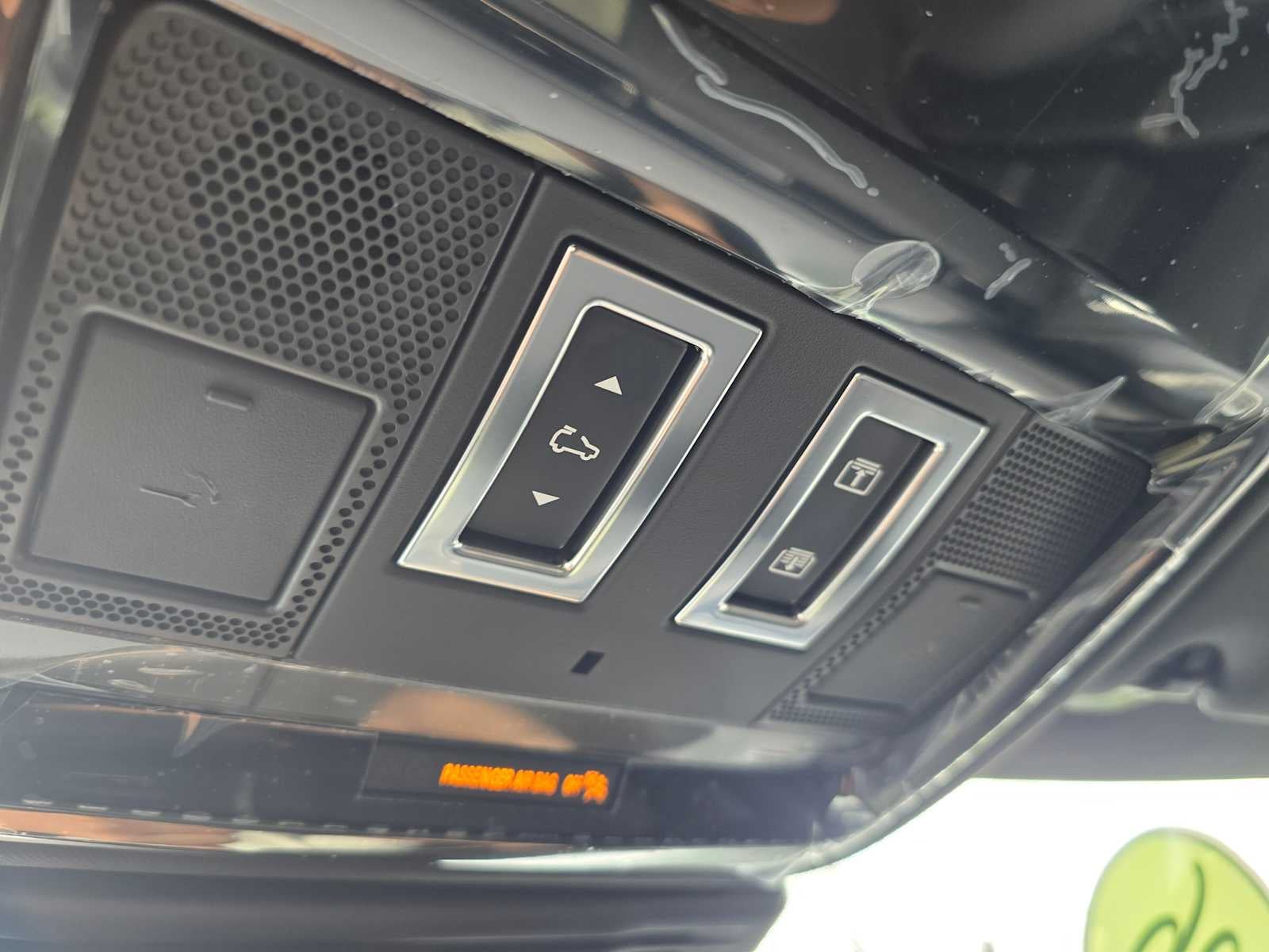 2026 Land Rover Range Rover Velar Dynamic SE