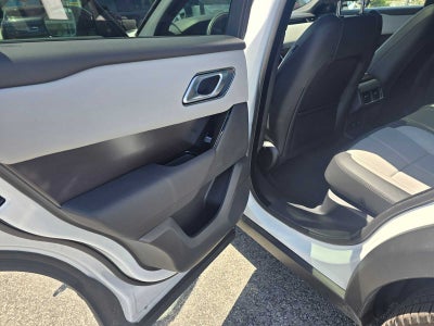2026 Land Rover Range Rover Velar Dynamic SE