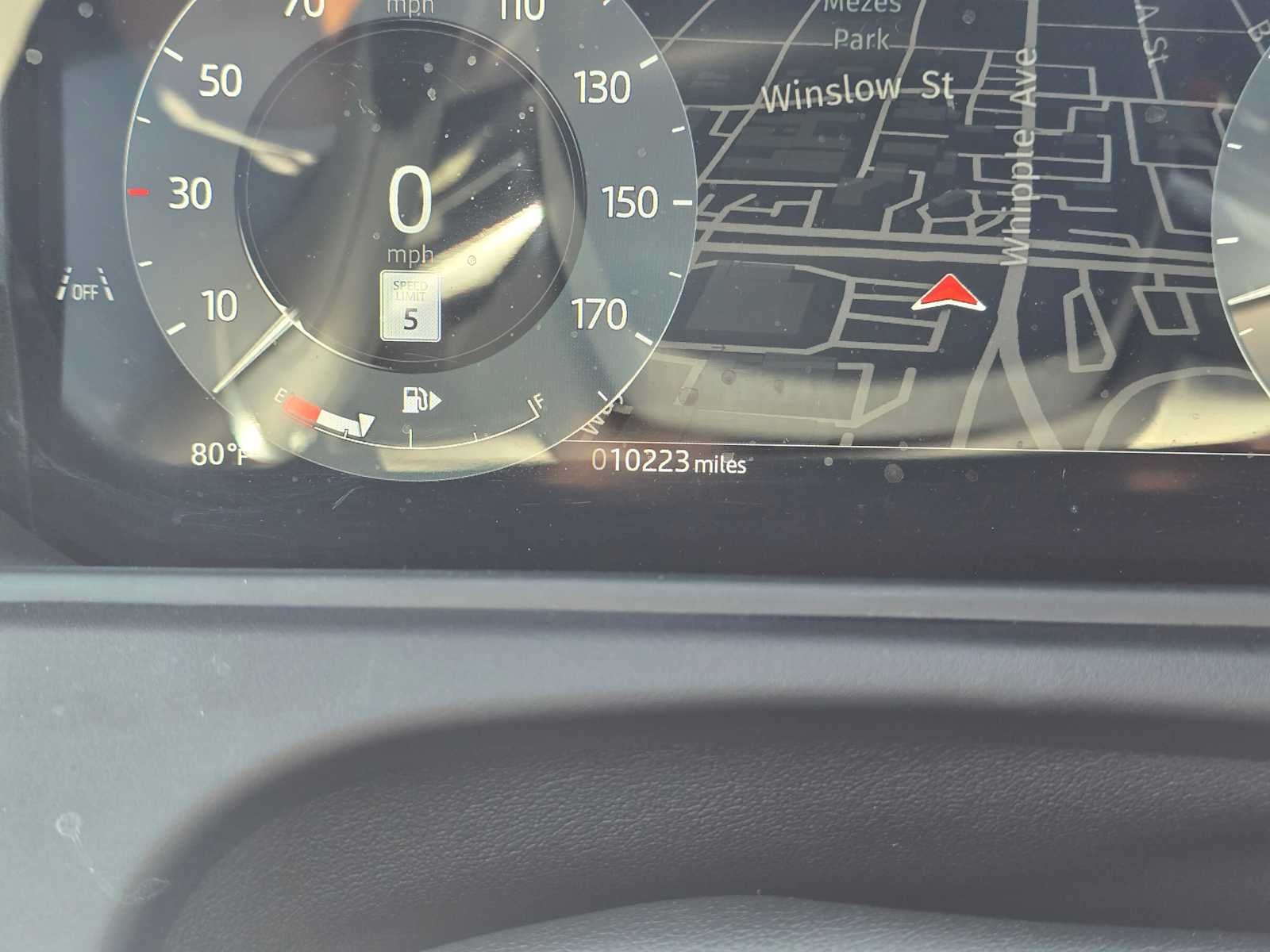 2026 Land Rover Range Rover Velar Dynamic SE