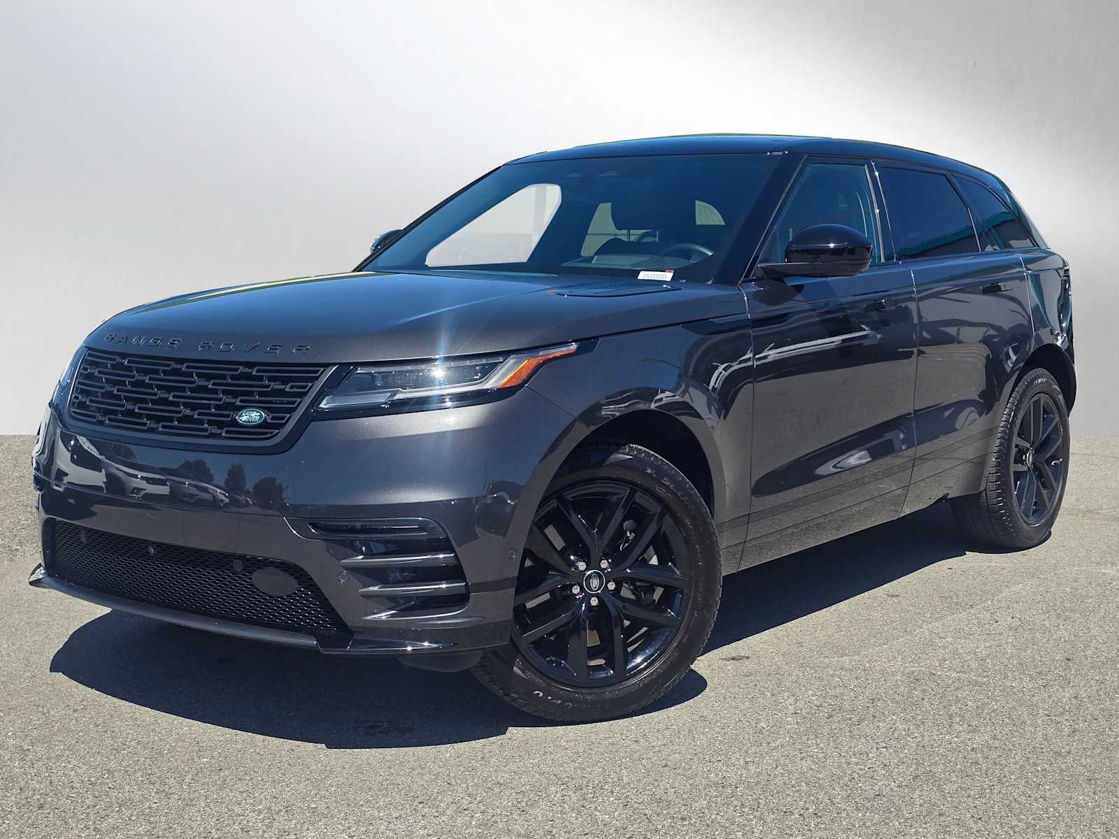 2026 Land Rover Range Rover Velar Dynamic SE