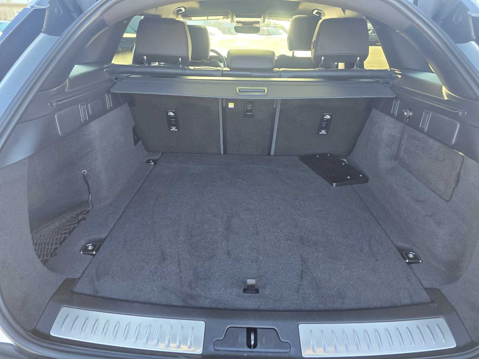 2025 Land Rover Range Rover Velar Dynamic SE