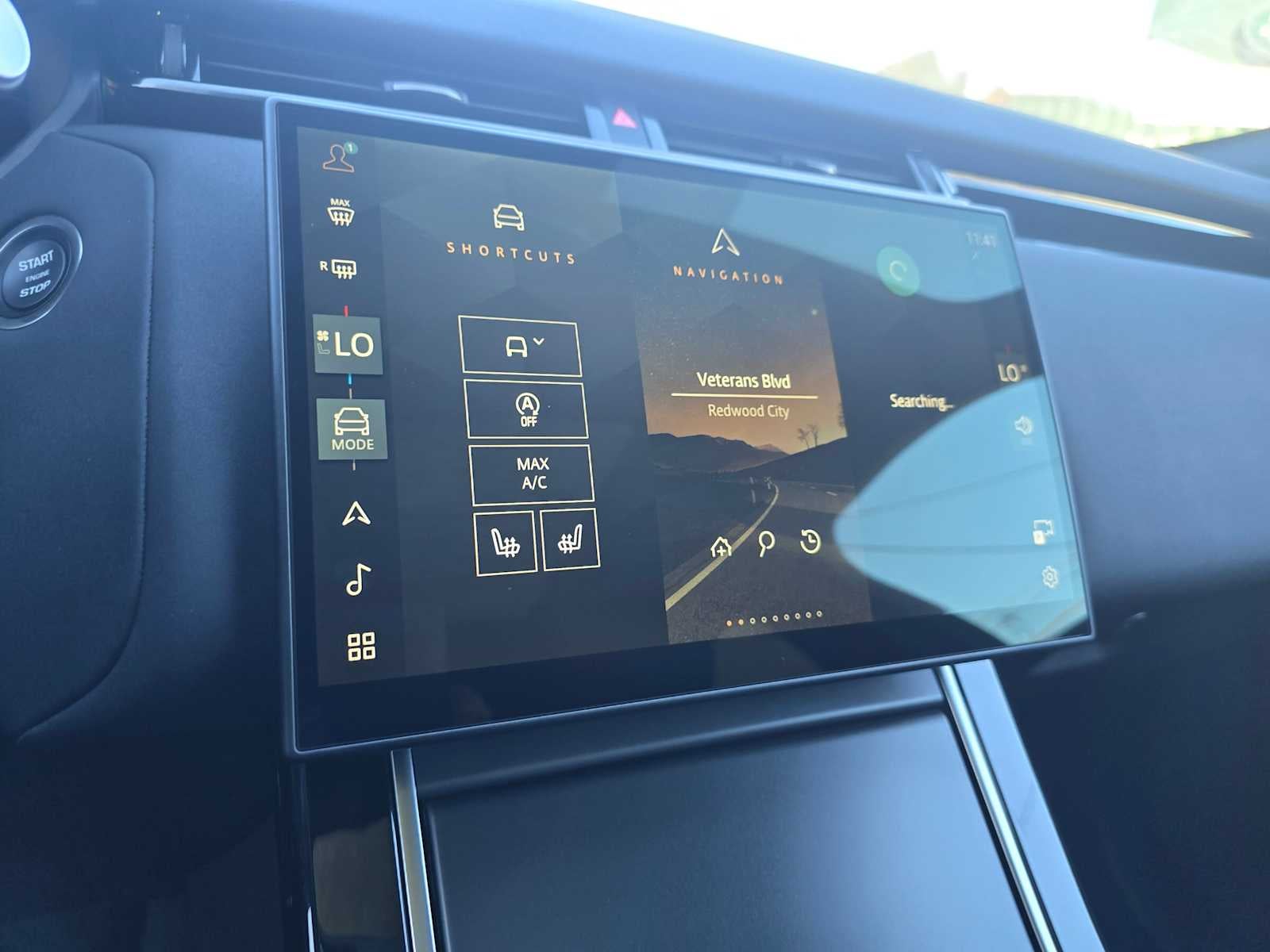 2025 Land Rover Range Rover Velar Dynamic SE