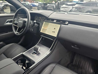 2026 Land Rover Range Rover Velar Dynamic SE