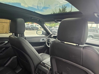 2026 Land Rover Range Rover Velar Dynamic SE