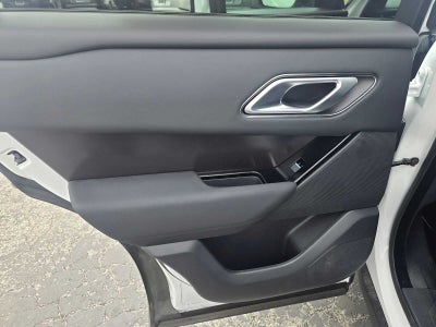 2026 Land Rover Range Rover Velar Dynamic SE
