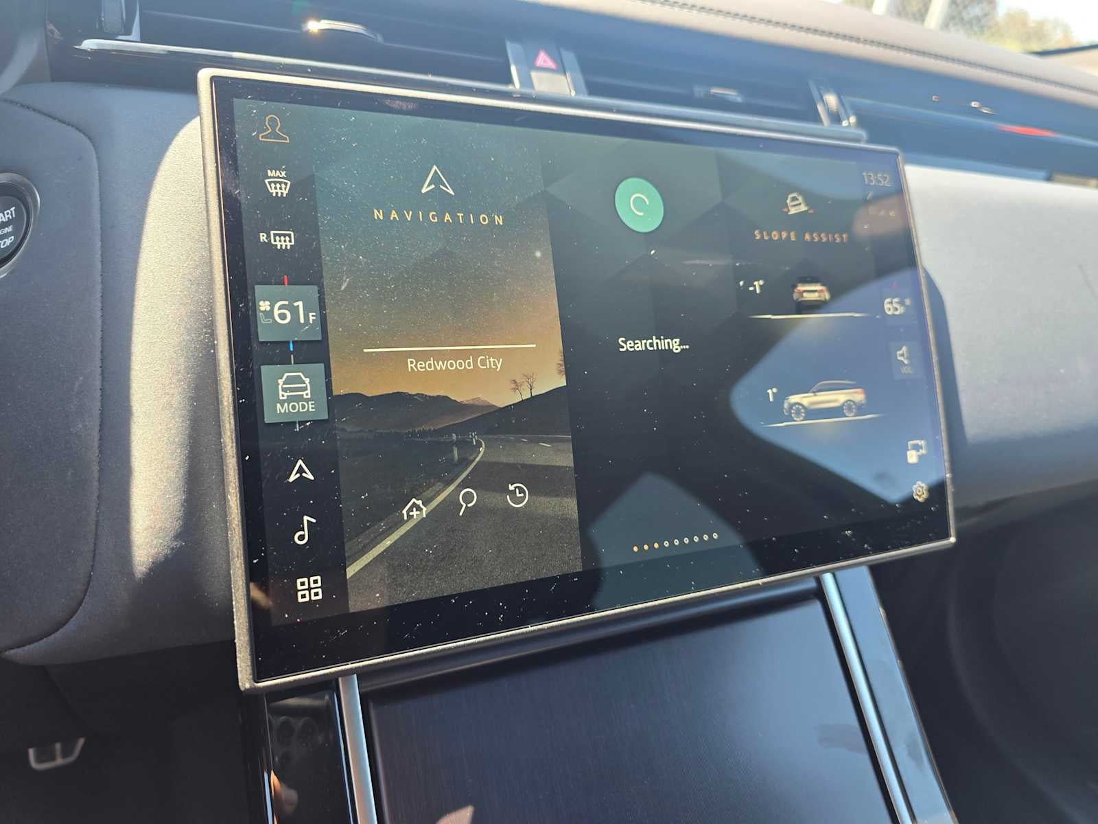 2026 Land Rover Range Rover Velar Dynamic SE