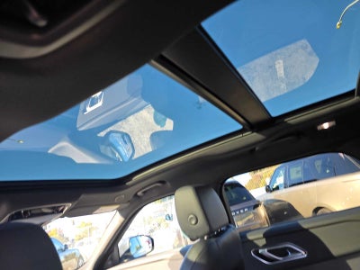 2025 Land Rover Range Rover Velar Dynamic SE