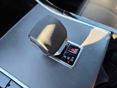 2025 Land Rover Range Rover Velar Dynamic SE